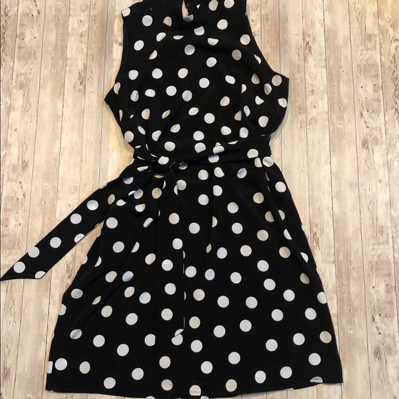 White House Black Market Dresses & Skirts - White House Black Market Black/white dress